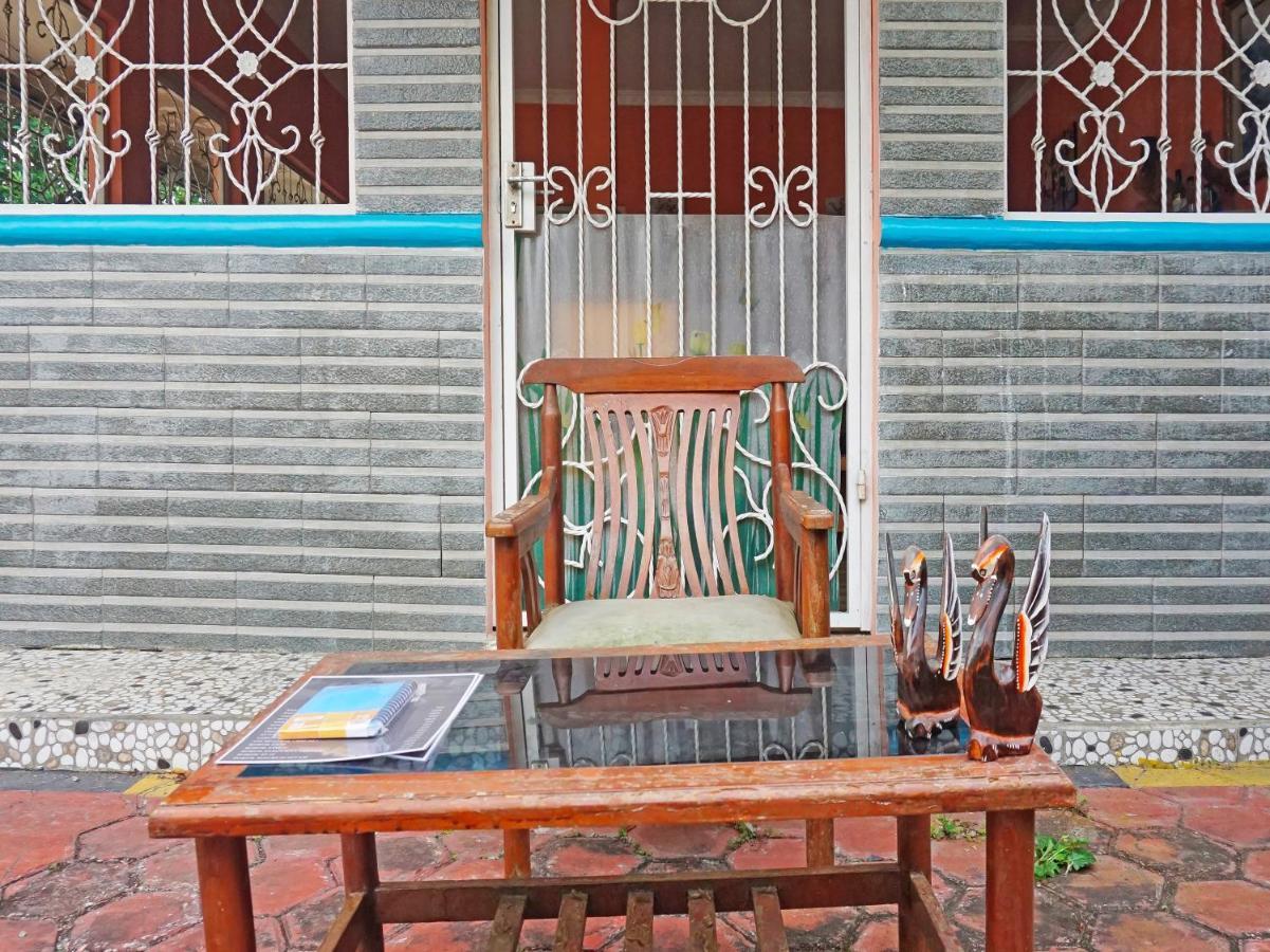 Cigombong Oyo 90369 An Nur Family Homestay Syariah מראה חיצוני תמונה